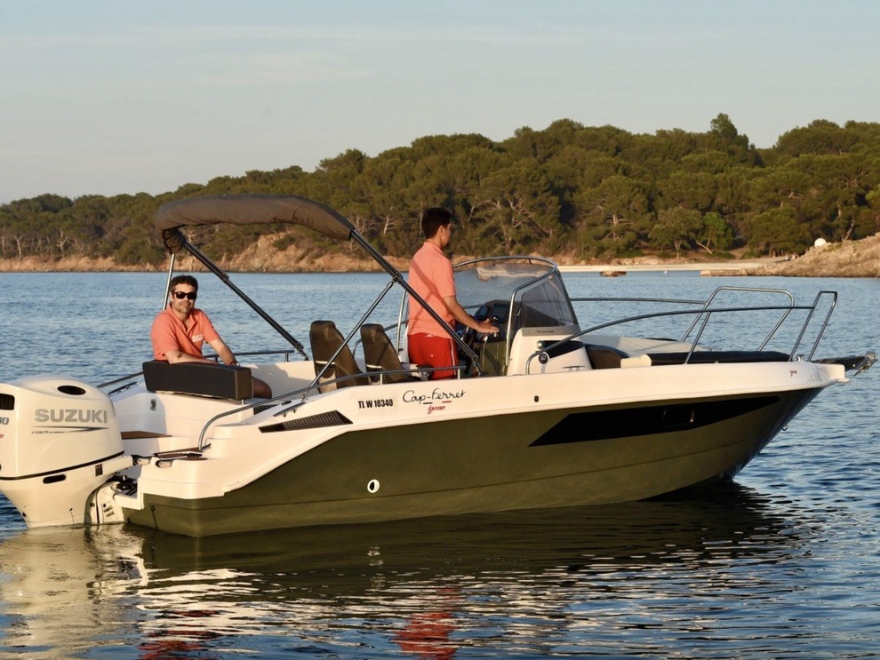 Sud yachting - GAMME SUN DECK