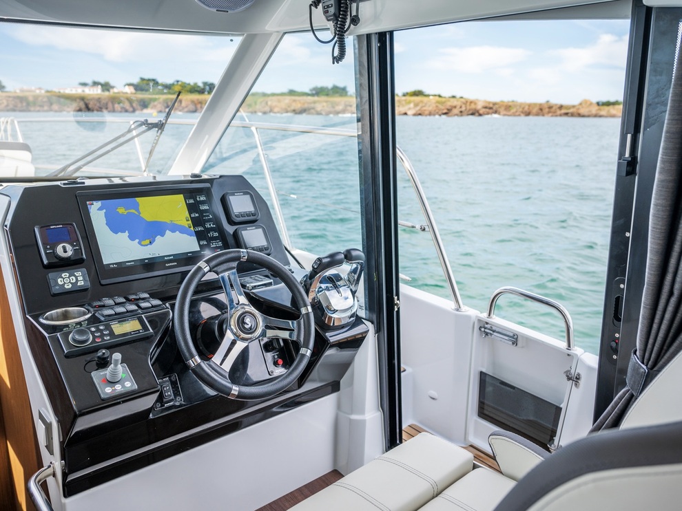 Sud yachting - GAMME ANTARES