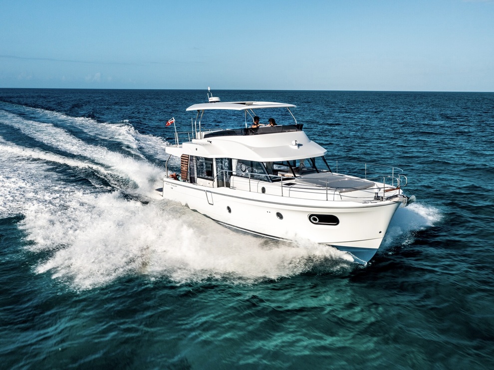 Sud yachting - GAMME SWIFT TRAWLER