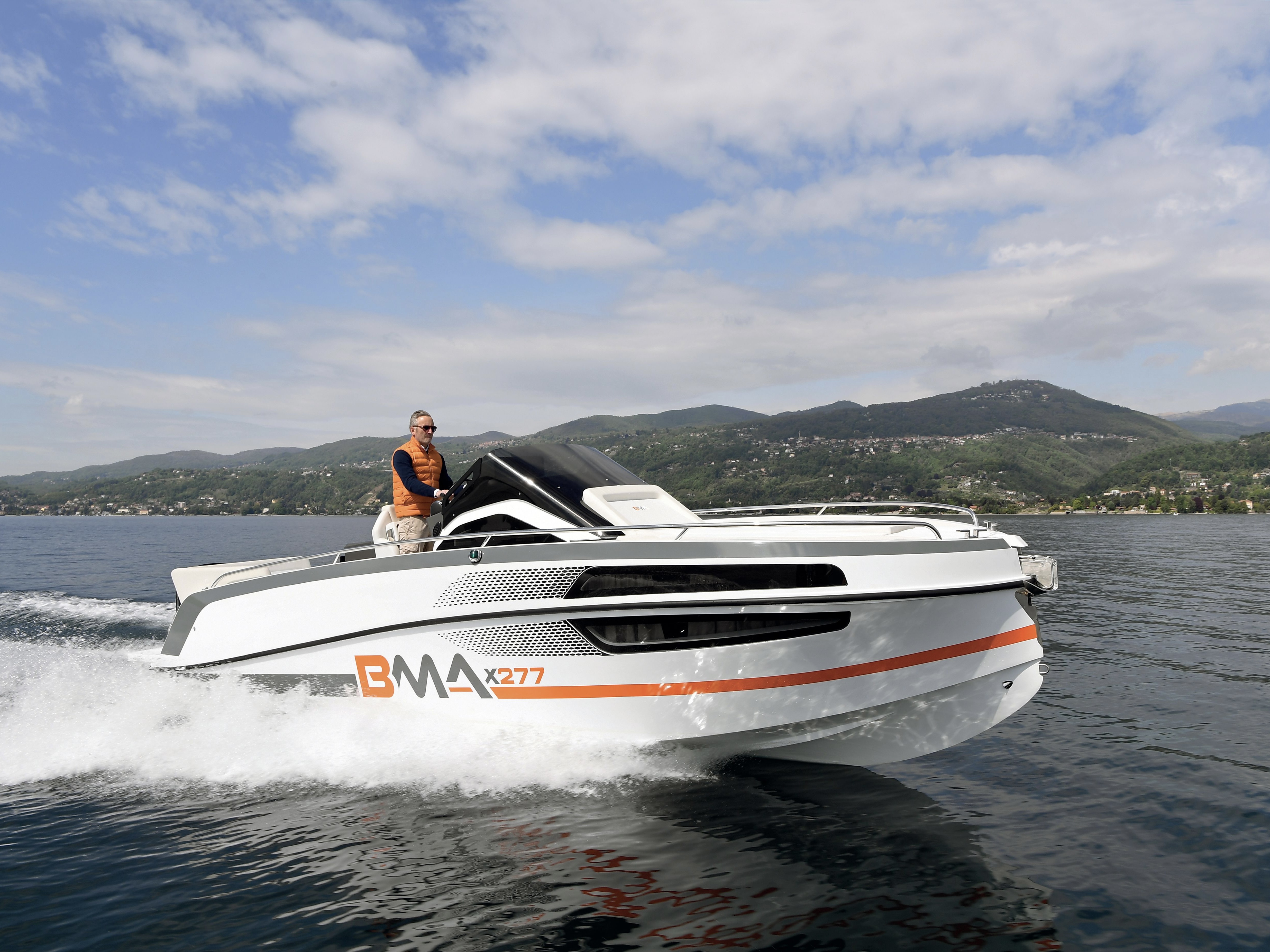 Sud yachting - GAMME CABINE