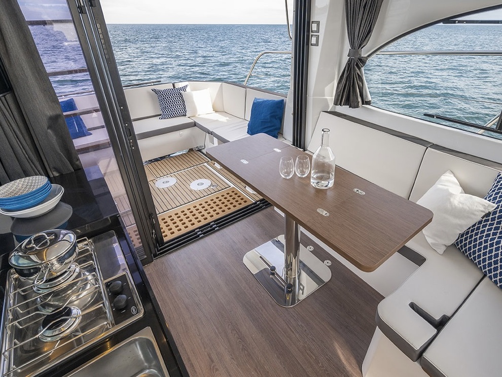 Sud yachting - GAMME ANTARES