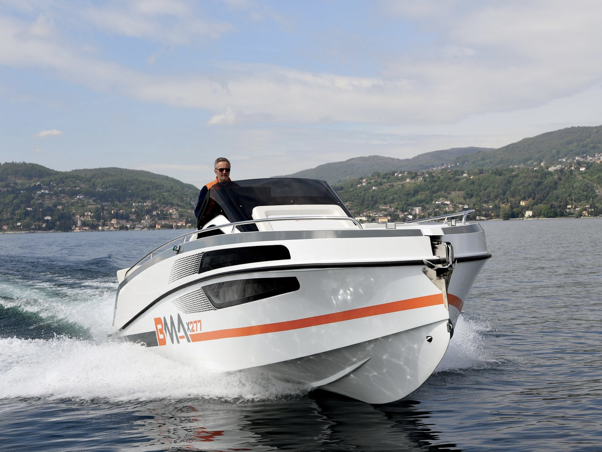 Sud yachting - GAMME CABINE
